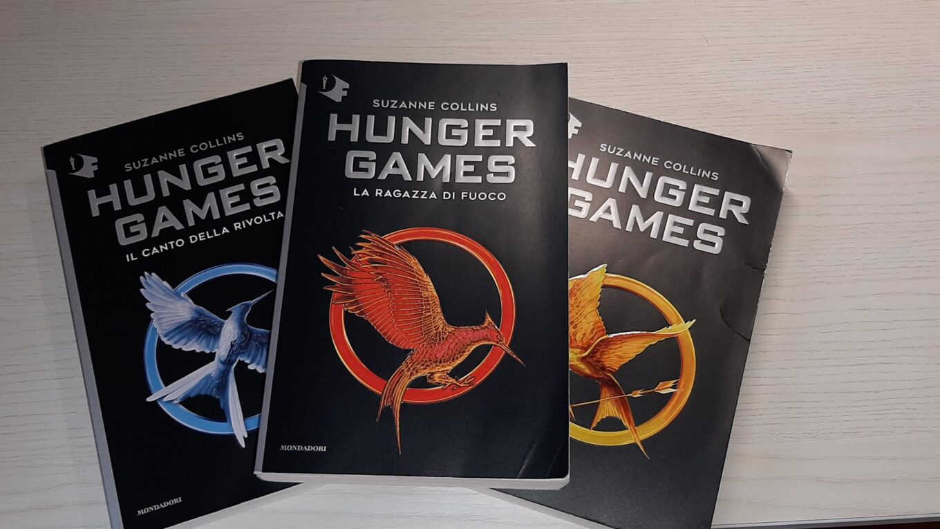 Oggi ti consiglio… la trilogia di “Hunger Games” – L`Isolano